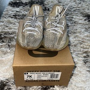 Yeezy Boost 350 V2 Infant